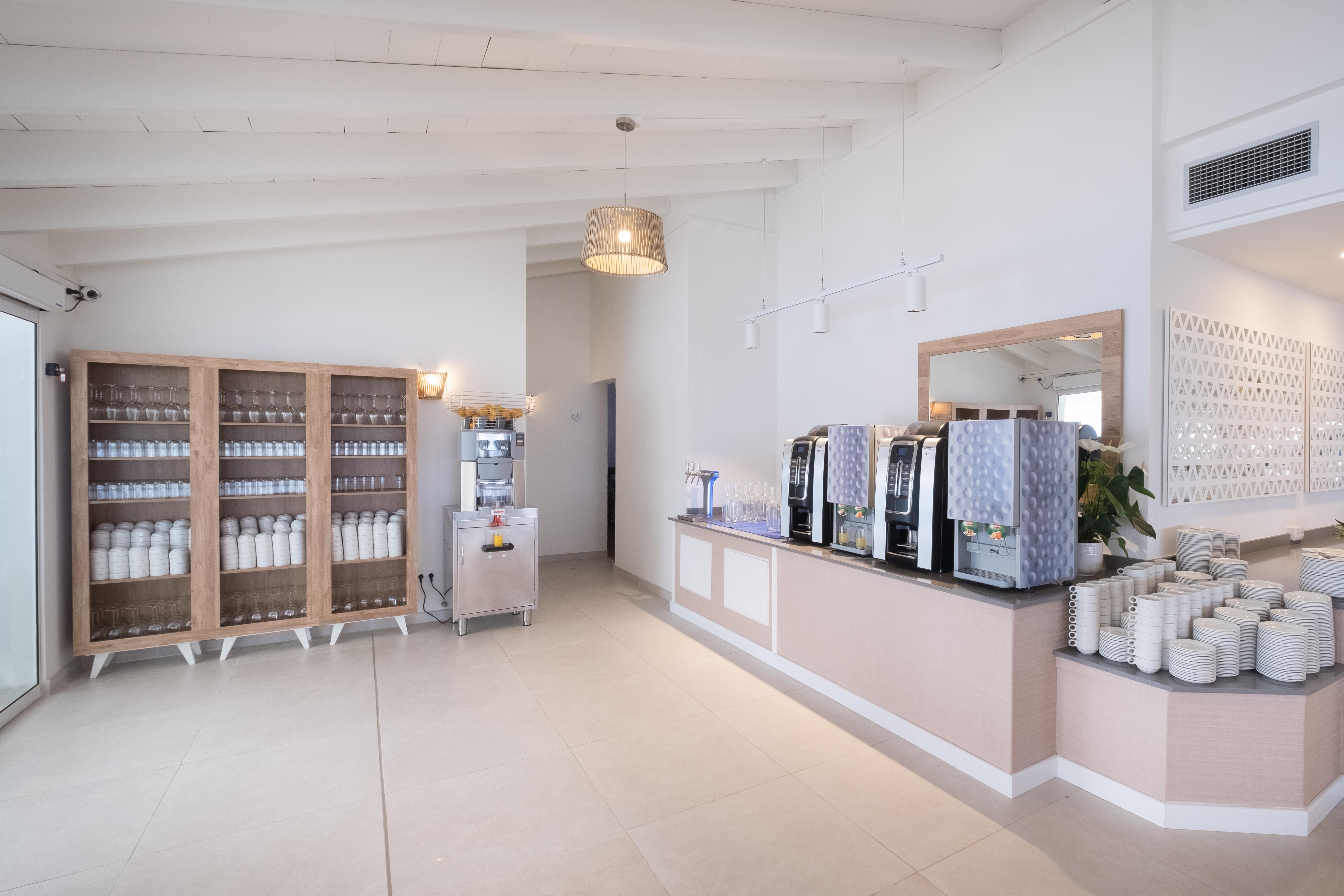 Fergus Style Carema Beach Cala' en Bosch Bagian luar foto