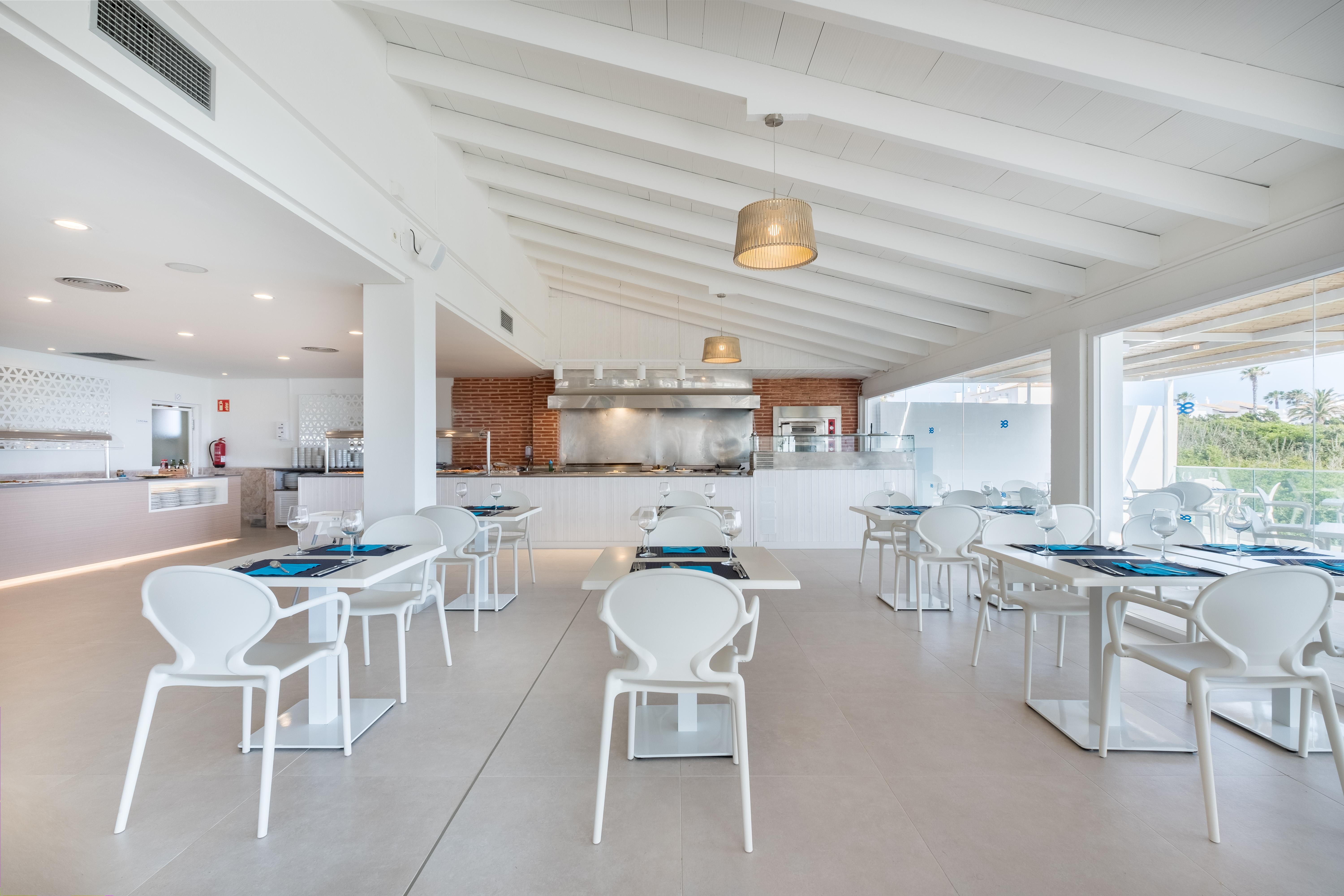 Fergus Style Carema Beach Cala' en Bosch Bagian luar foto